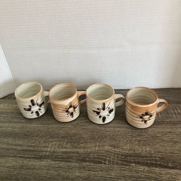 Handcrafted Ceramic Mug Set - Picture 4 of 11